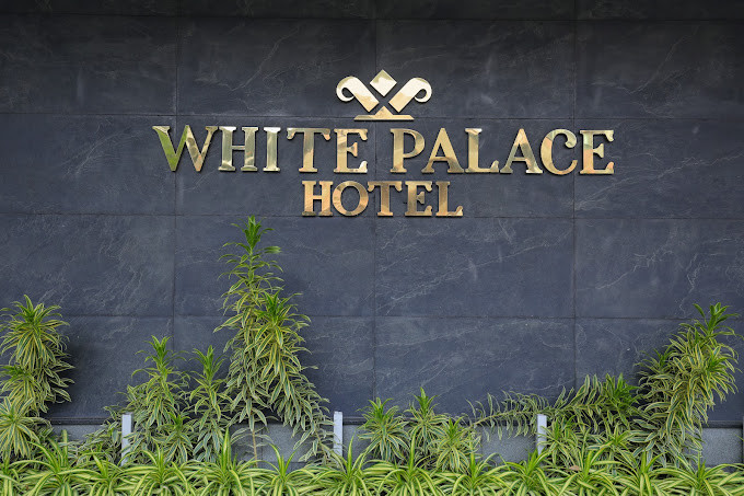 White Palace Hotel