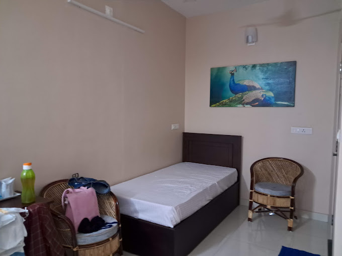 Hotel Isha Residency