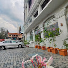 Utham Mahal Hotel & Convention Center