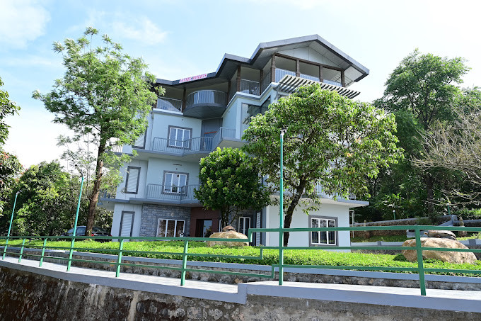 Laurel Heights Resort Idukki