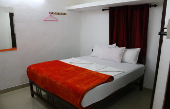 SUN N LAKE VIEW RESORT