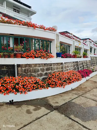 Elysium Gardens Hill Resorts