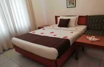 Abad Metro, Rajaji Road, Shenoy Kochi