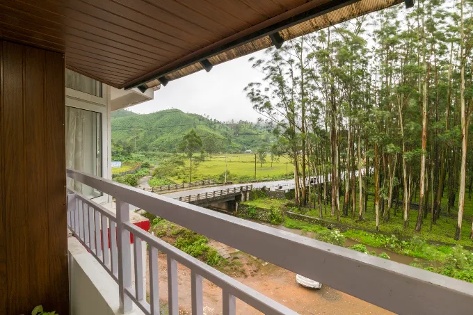 HILLVIEW MUNNAR
