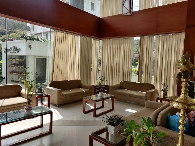 GRAND PLAZA MUNNAR