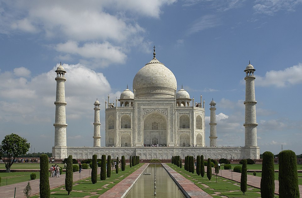 KASHMIR – DELHI – AGRA TOUR