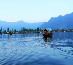 GRAND KASHMIR GATEWAY 5 NIGHTS/6 DAYS