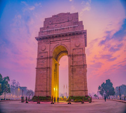 AGRA-DELHI TRAIN PACKAGE