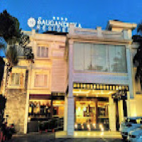 Le Sapphire Hotel & Restaurant